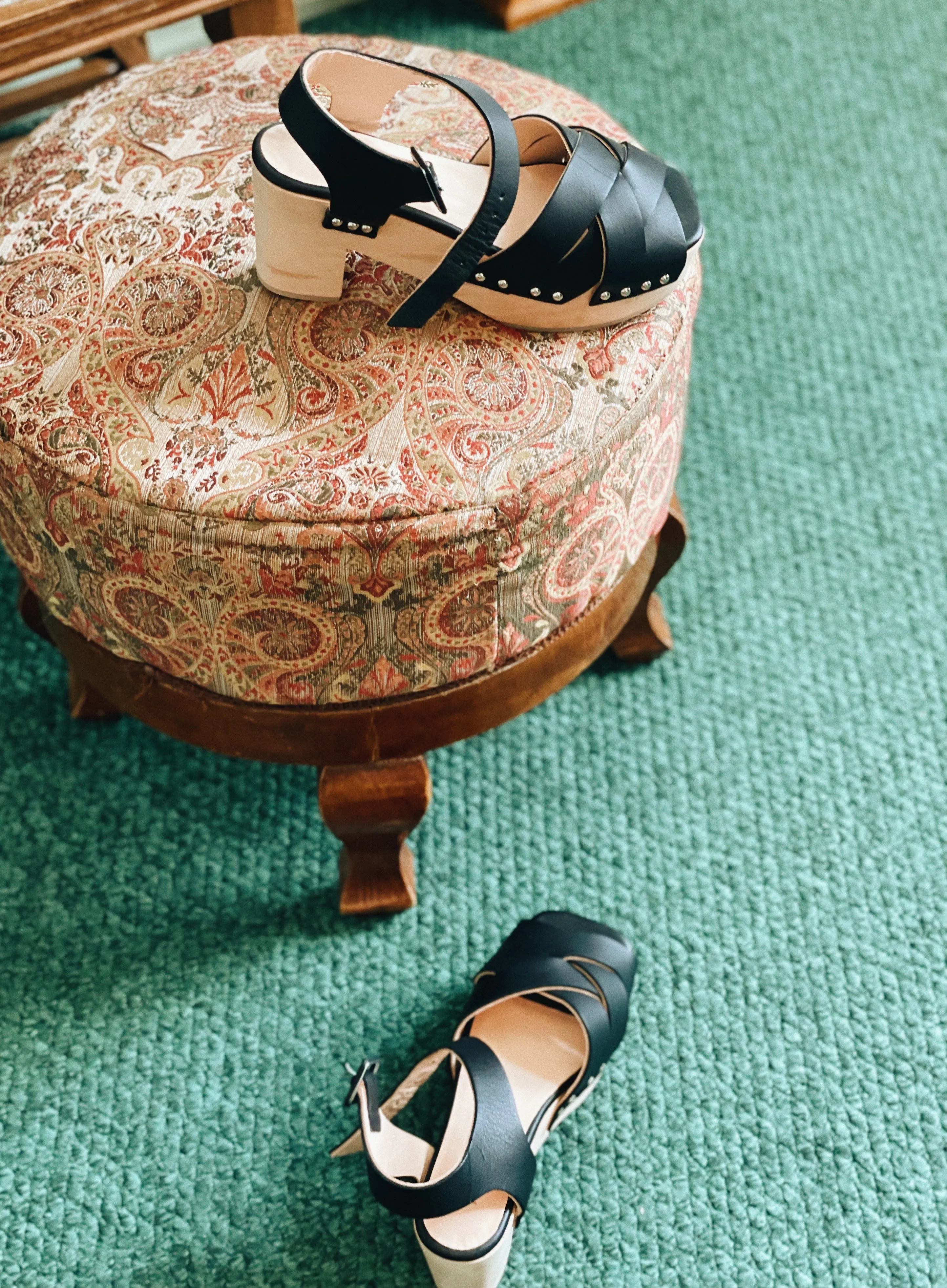 Bea clog black