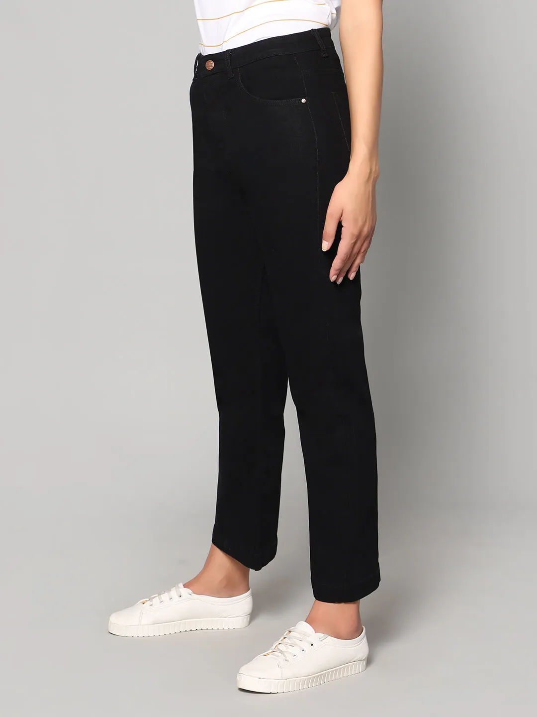 Blue Bootcut High rise Jeans with Insert Pockets