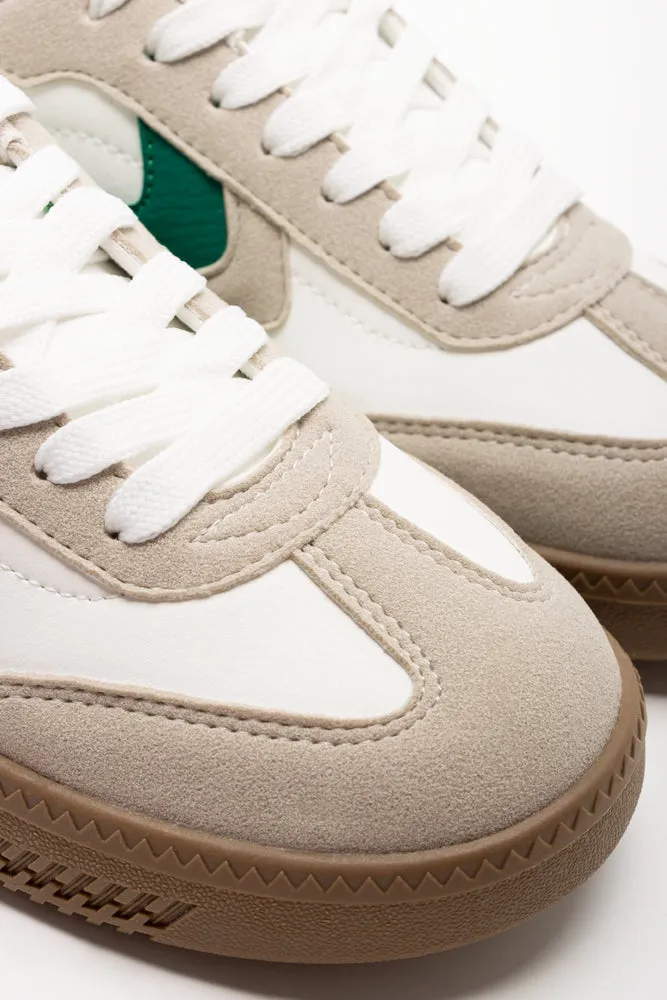Court Sneakers White