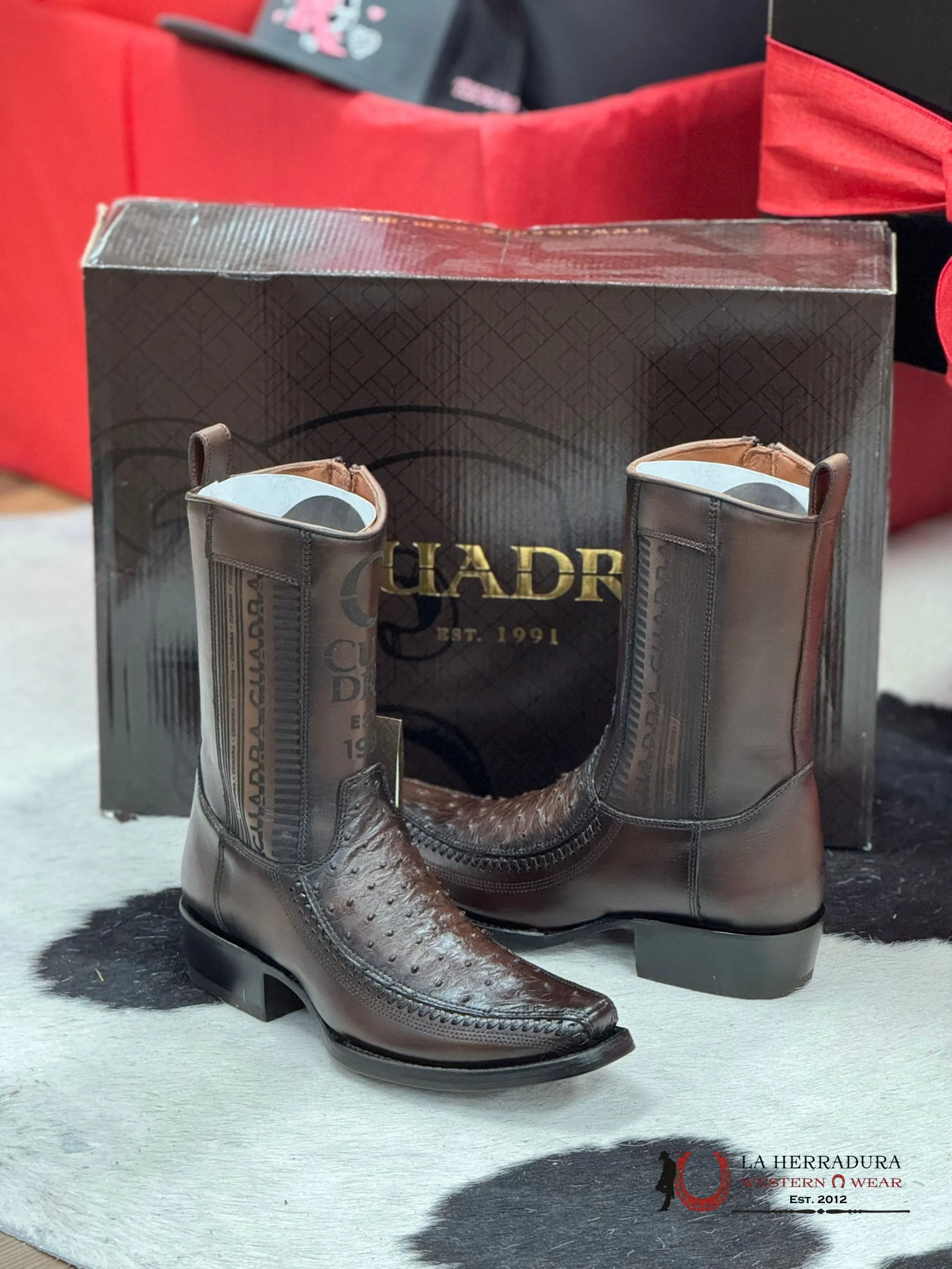 CUADRA SHORT BOOT OSTRICH CHOCOLATE LASER & WOVEN NARROW SQAURE TOE- 1J2KA1