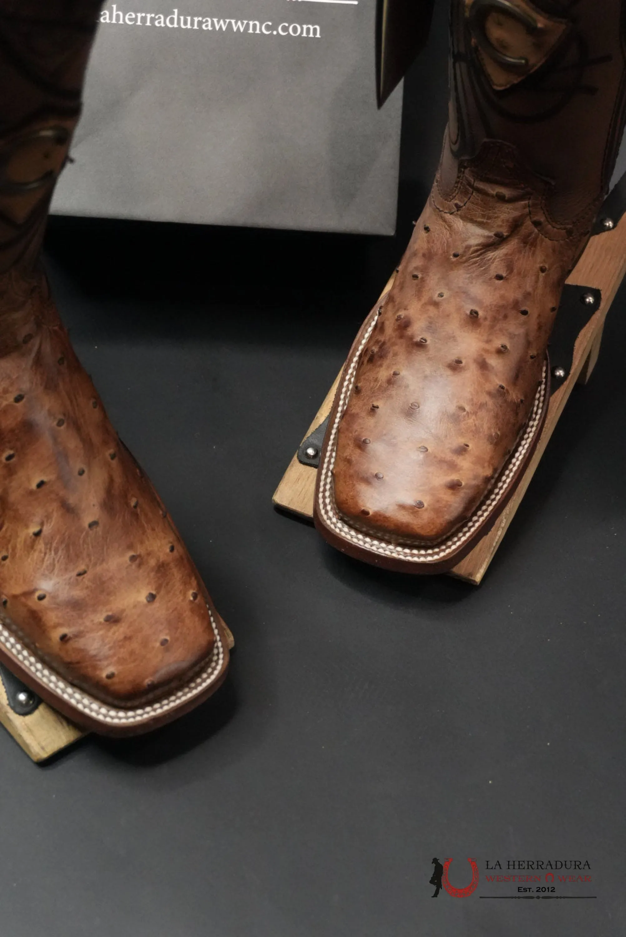 CUDRA OSTRICH LUGANO BROWN EMBROIDERY LASER WOVEN SQUARE TOE BOOT