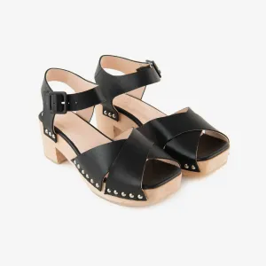 Dora clog black