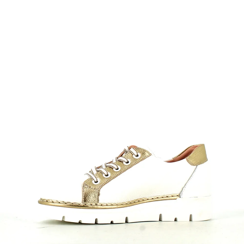 Jose Saenz Laced Trainer White/Gold
