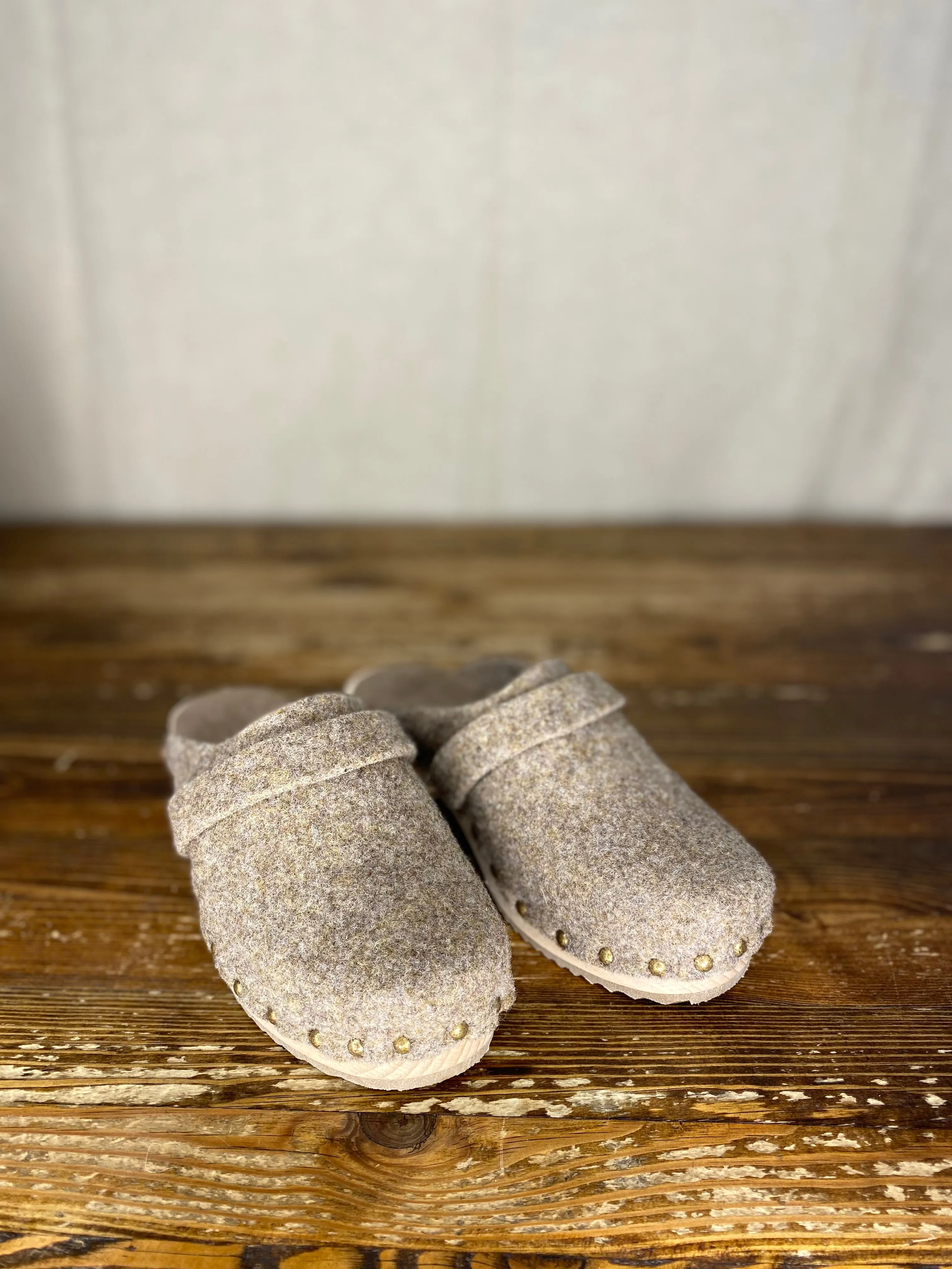 Laine Classic Clog