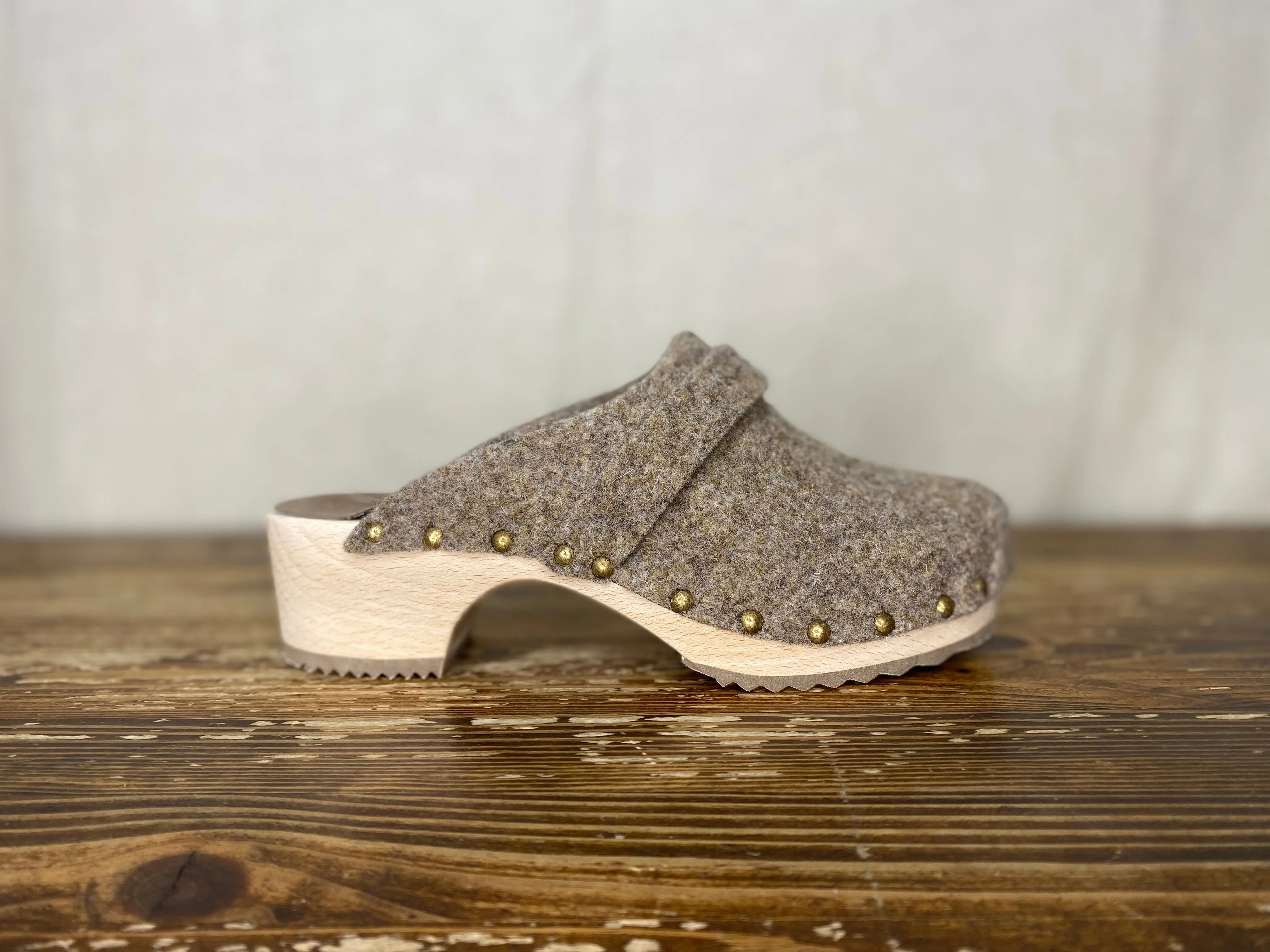 Laine Classic Clog