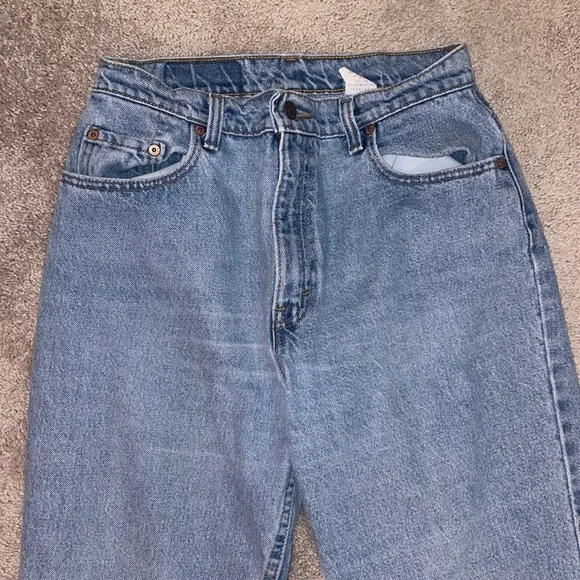 Levi 551 relaxed fit tapered leg