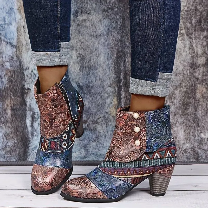 Liena® | Tailored and elegant   boots