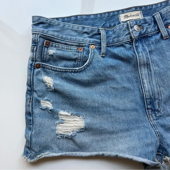 Madewell Distressed Relaxed Denim Jean Shorts in Homecrest Wash- Size 31