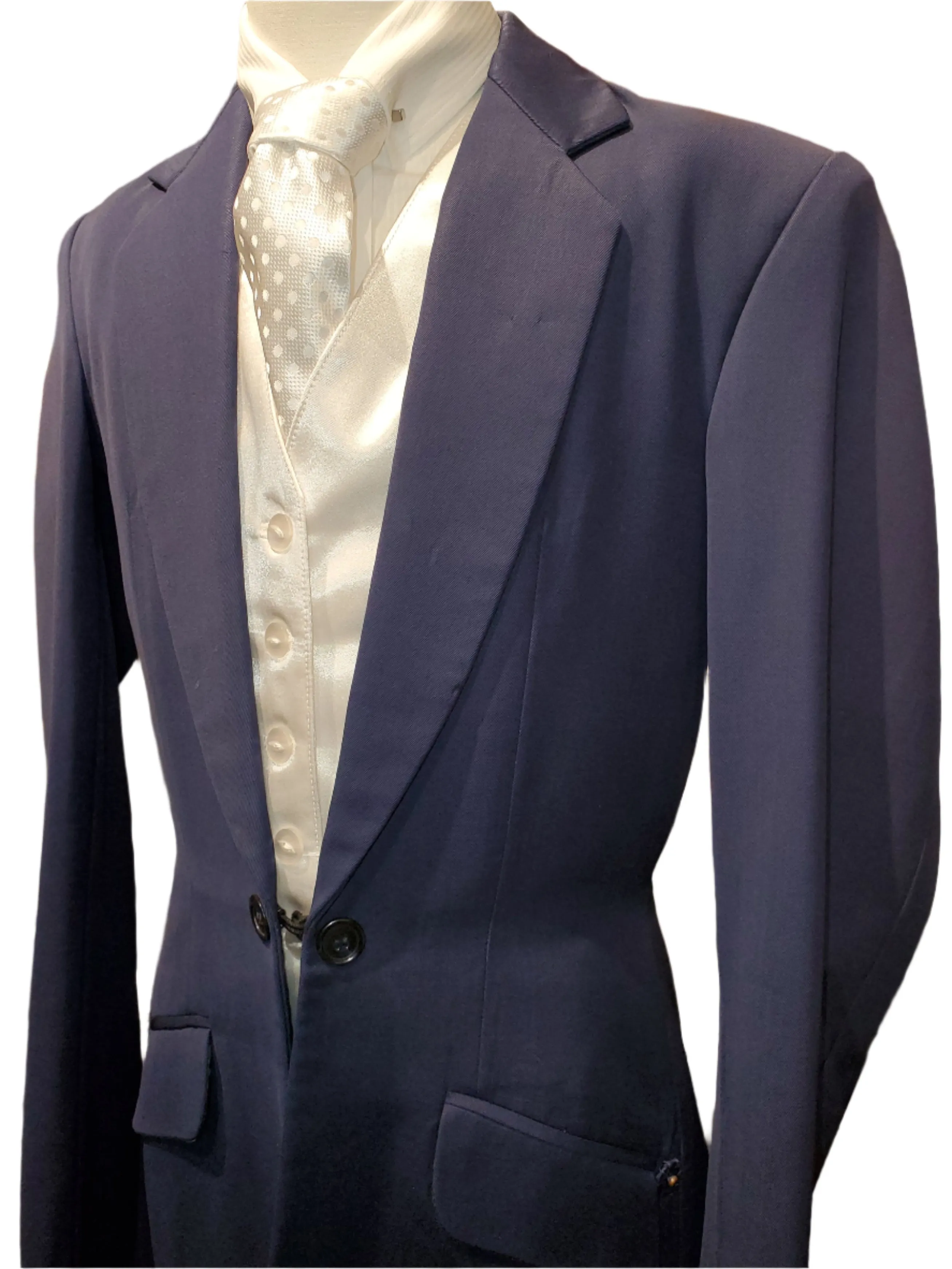 Marsha De Arriaga, Girls Day Suit