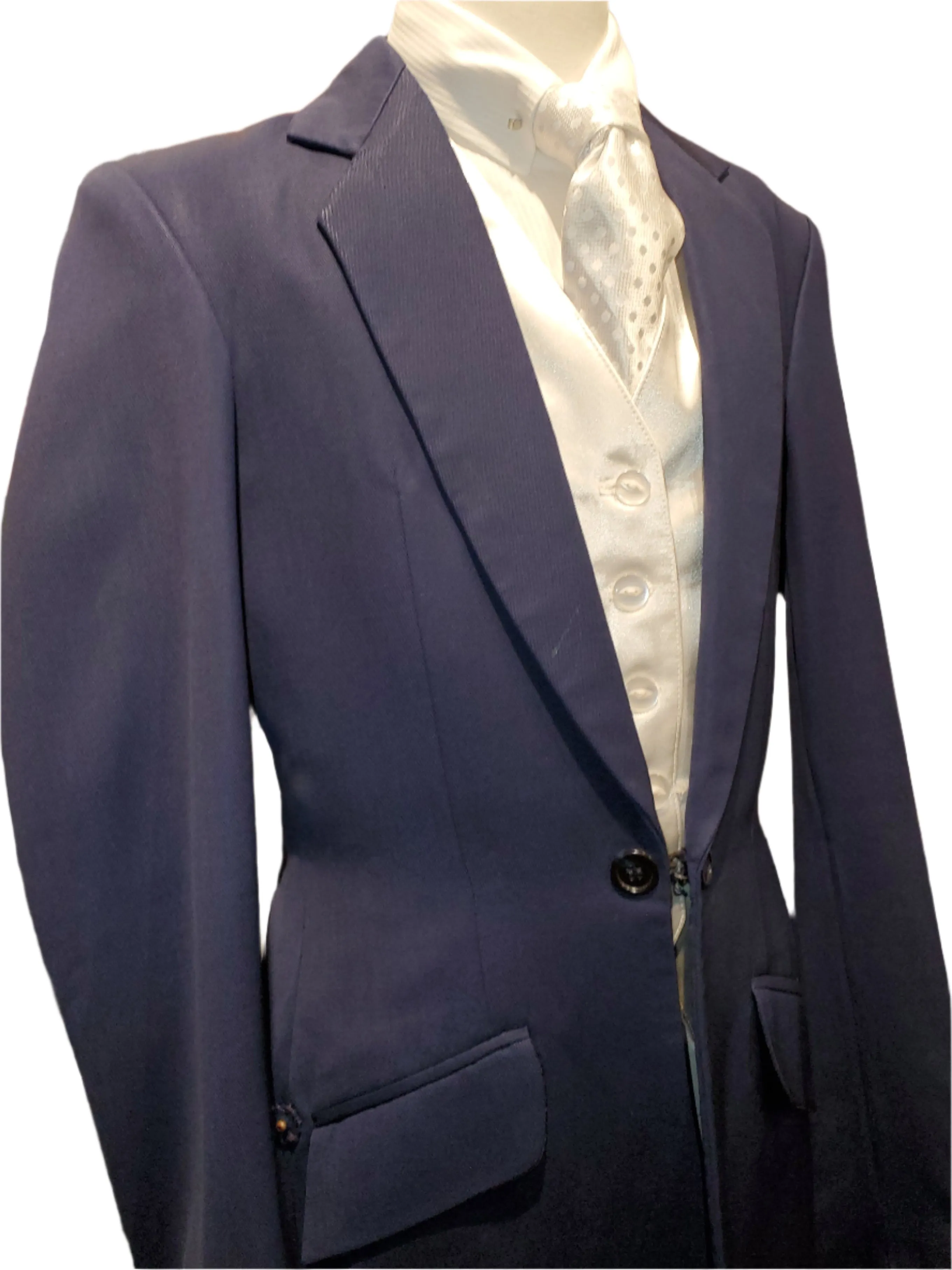 Marsha De Arriaga, Girls Day Suit