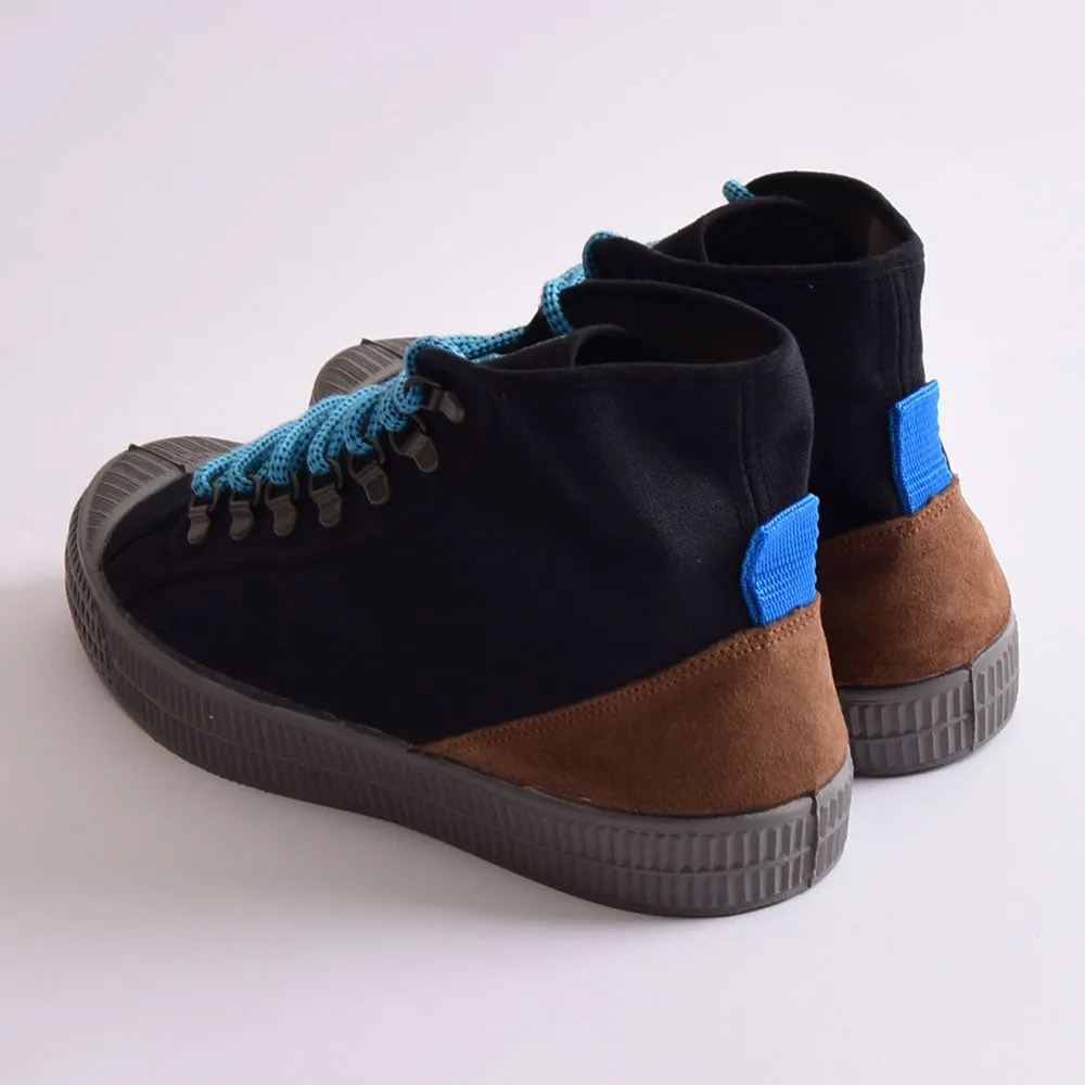 Novesta Star Dribble Hiker Black Grey Boots