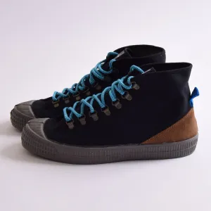 Novesta Star Dribble Hiker Black Grey Boots