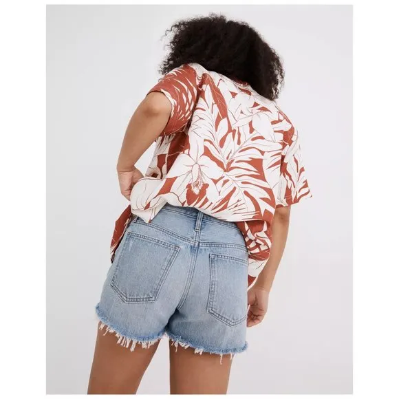 [NWT] Madewell Denim Cutoff Shorts in Light Wash