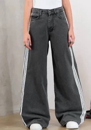 Stylish Contrast Stripe Wide-Leg Denim Pants for Effortless Chic