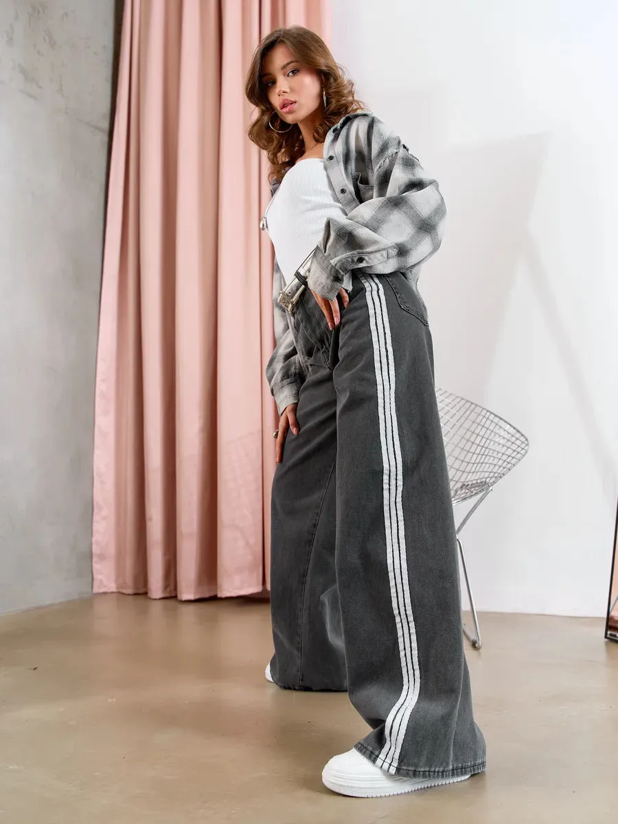 Stylish Contrast Stripe Wide-Leg Denim Pants for Effortless Chic