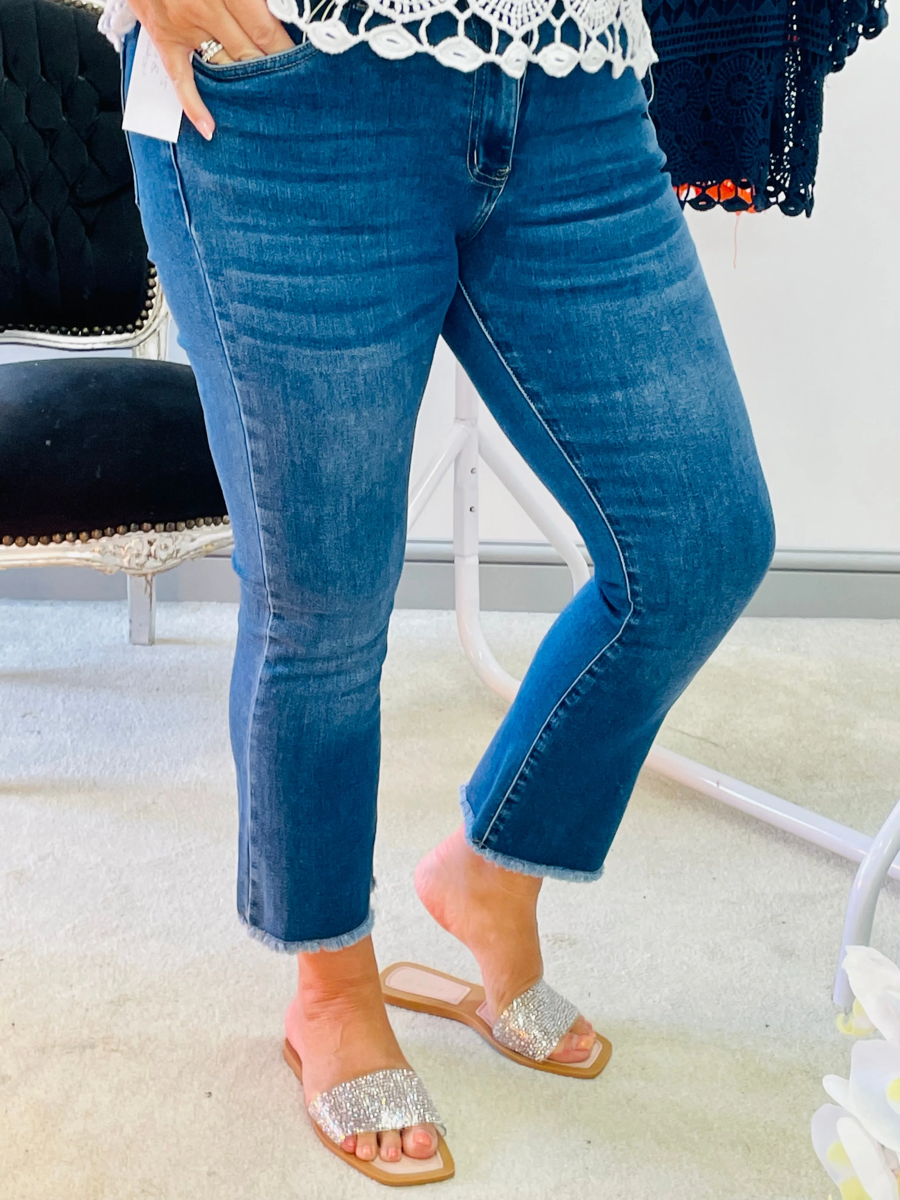 The STEPH ankle grazer jeans - sizes 6 to 14
