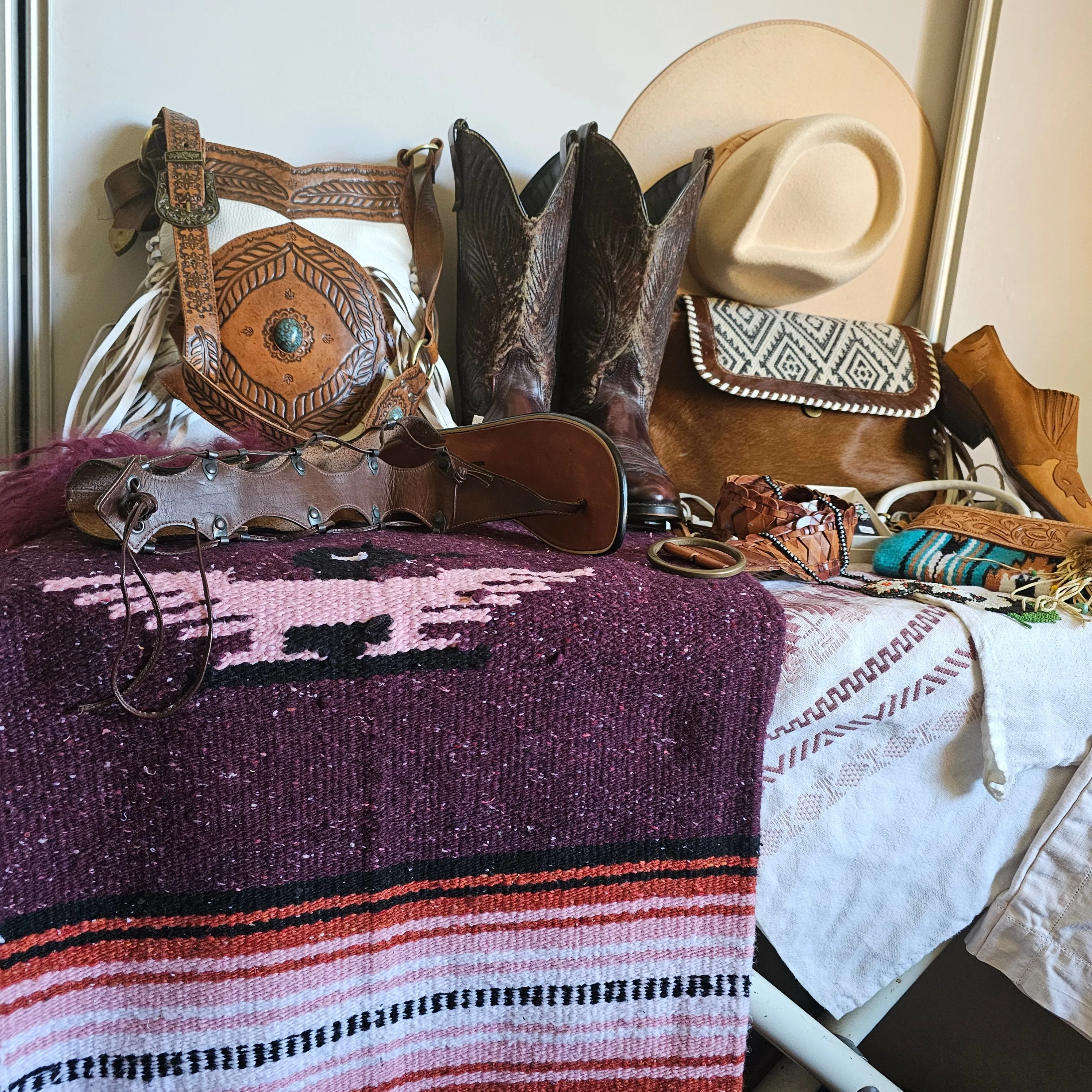 Vintage Mexican Bird Serape Poncho – Plum Pink