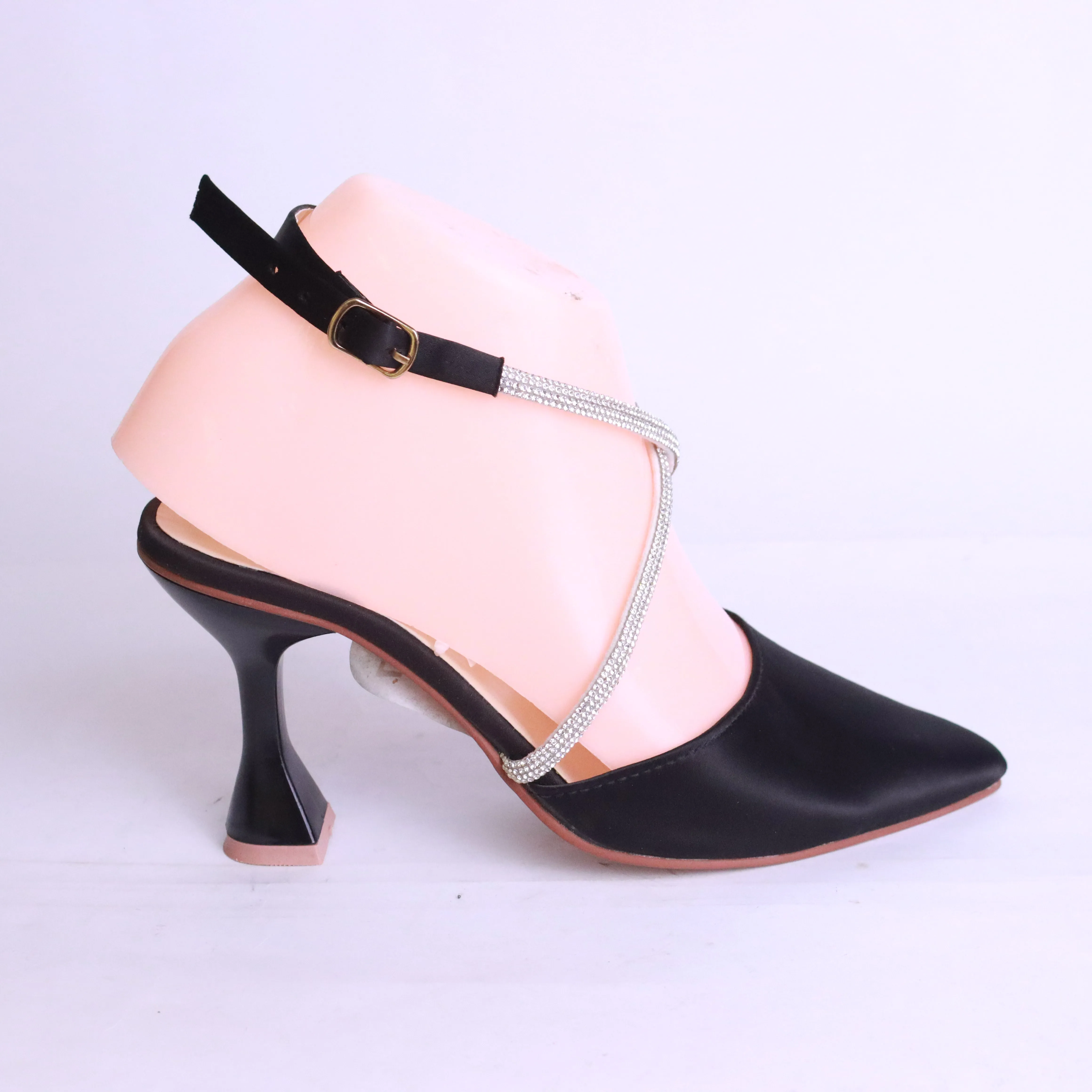 WOMEN COURT SHOES