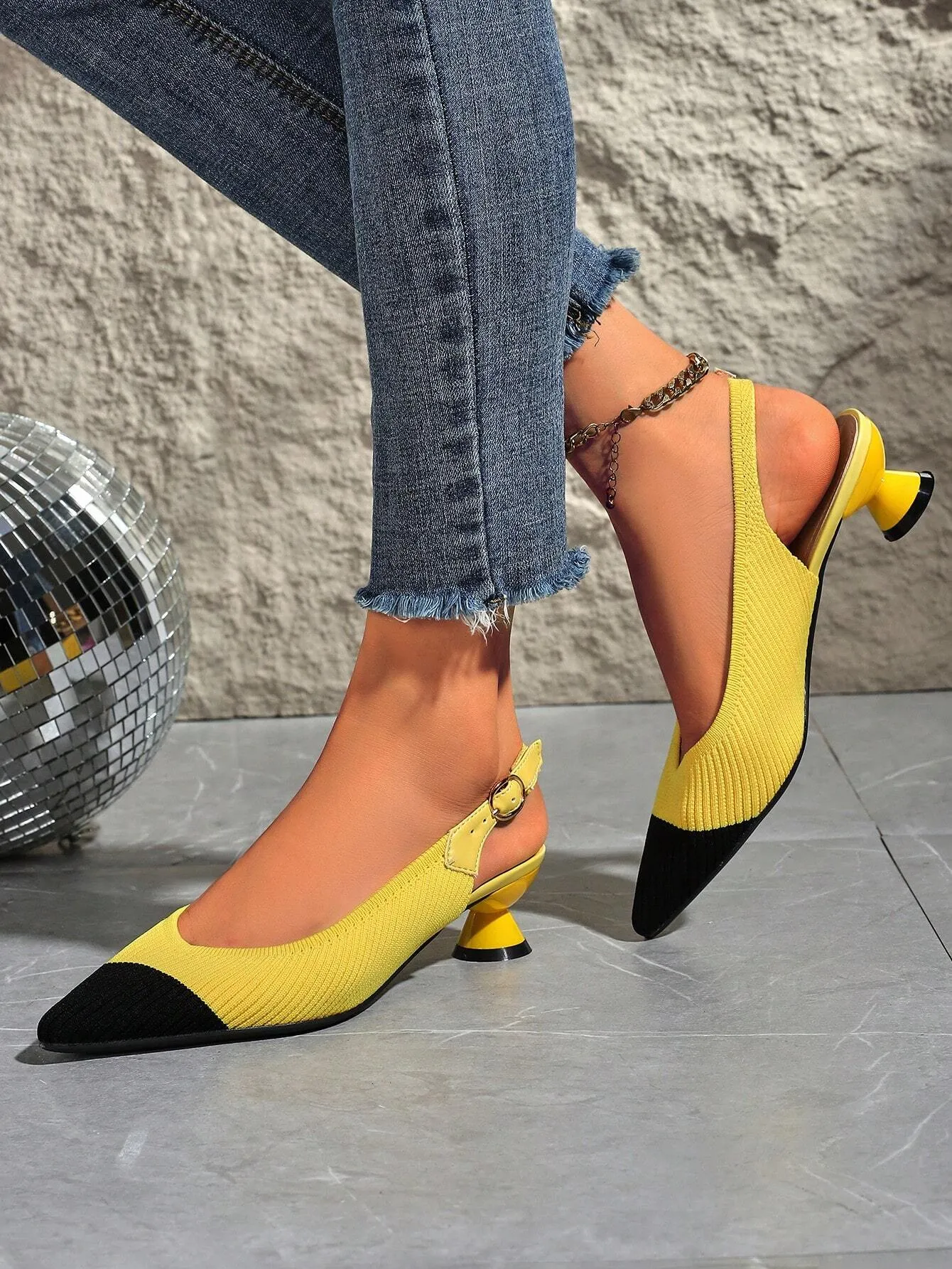 Women's Mid Heel Pointed Toe Woven High Heel Shoes