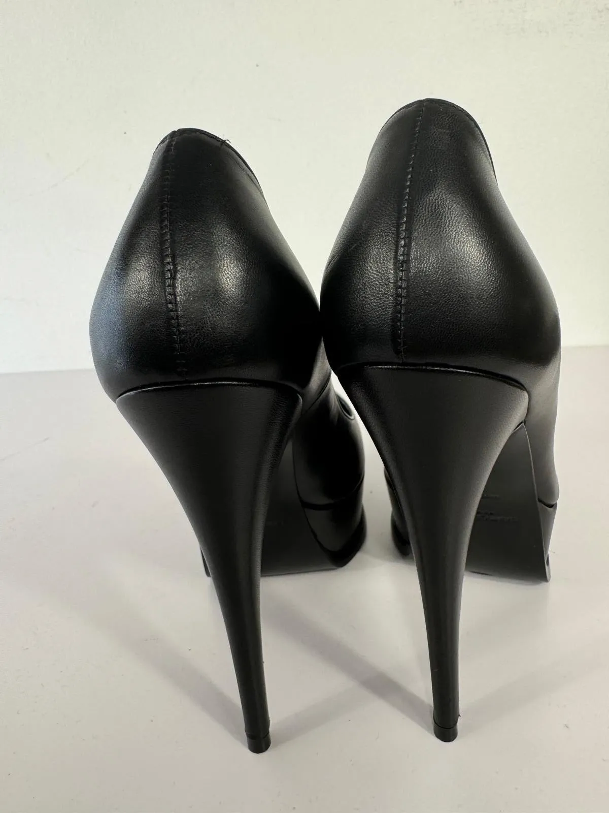 YSL TRIBUTE 105 LEATHER PUMPS